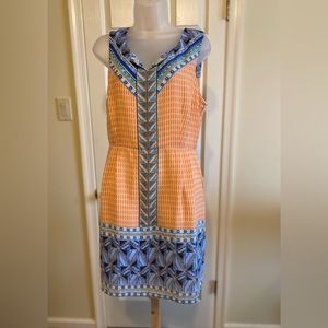 Under Skies - Lovely sleeveless v-neck, abstract pattern midi lined dres…